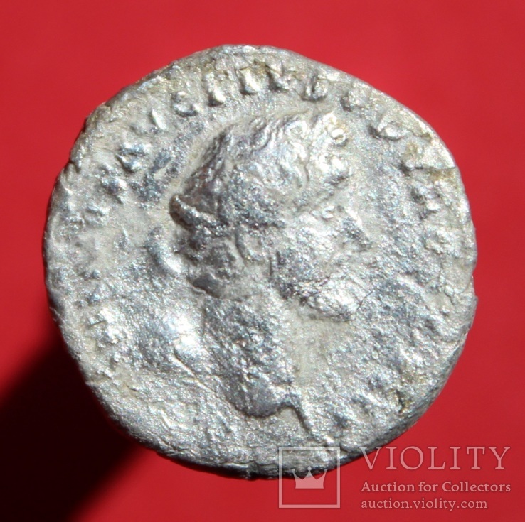 Денарий Antoninus Pius (RIC III 63b)