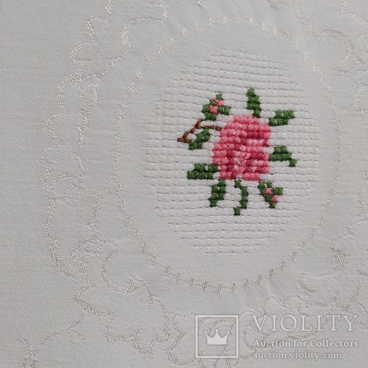 Tablecloth with embroidery * Roses * 225 * 130 cm. Cotton + linen., photo number 3