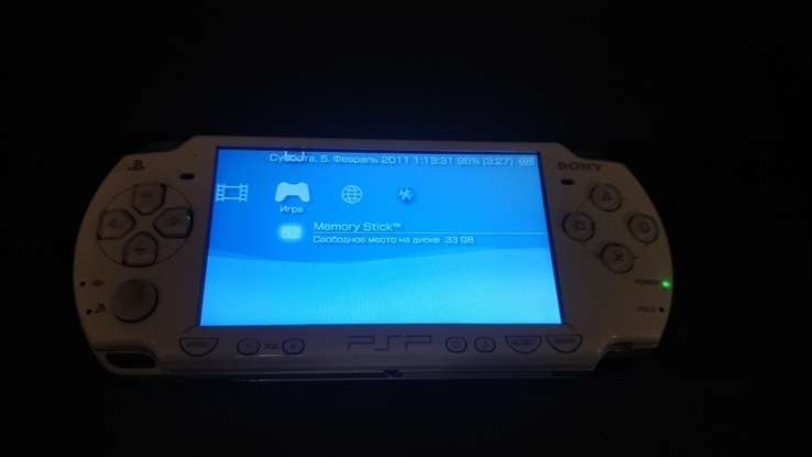 Sony PSP 2008 прошитая + флешка 64GB + наушники SONY MDR ZX660, фото №3