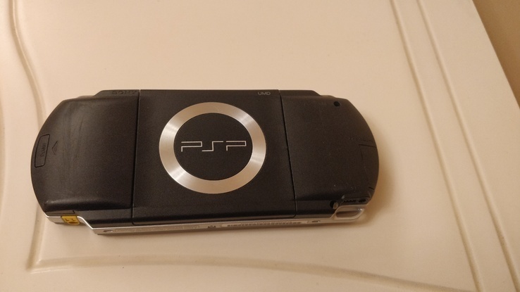 Sony PSP 1004 прошитая + флешка 16GB c играми + Наушники., фото №4