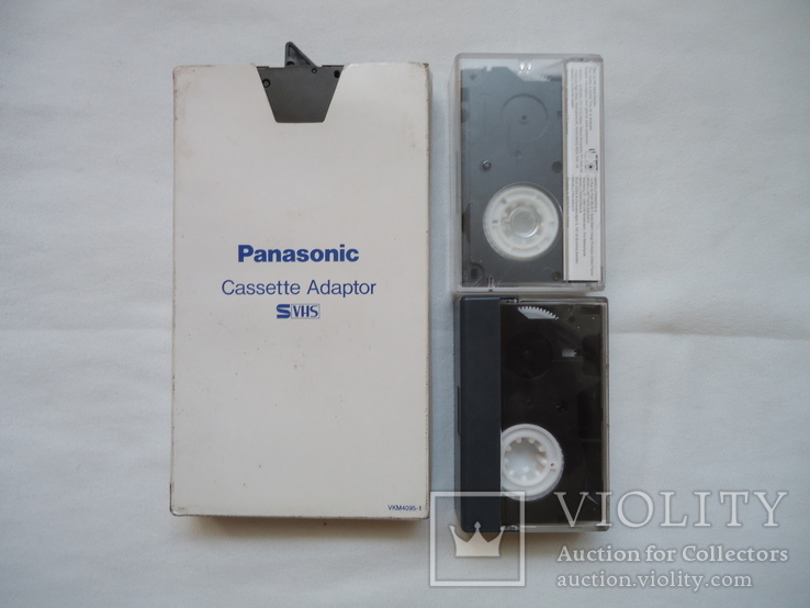 Адаптер Panasonic для кассет видеокамеры + две кассеты