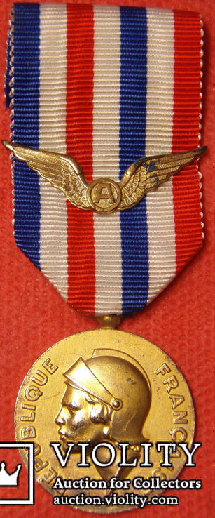 Франция Медаль почёта аэронавтики серебро, позолота, фото №4