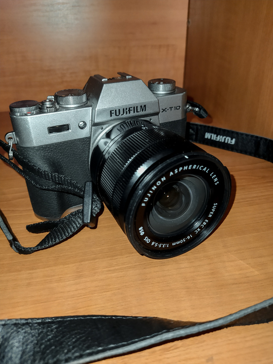 Fujifilm XT-10 + объектив  fuji 16-50 mm, фото №2