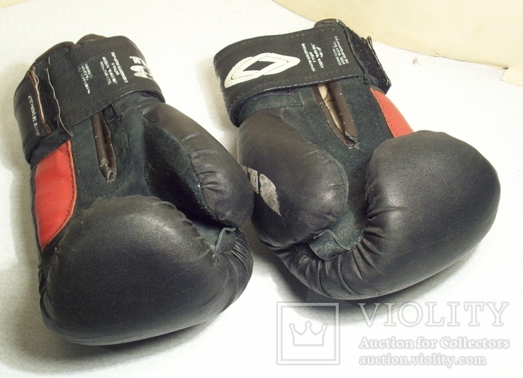Боксерские перчатки 8 унций