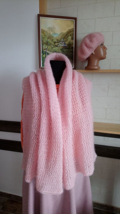 Вязаный шарф-палантин и берет женские - Розовое сияние, фото №5