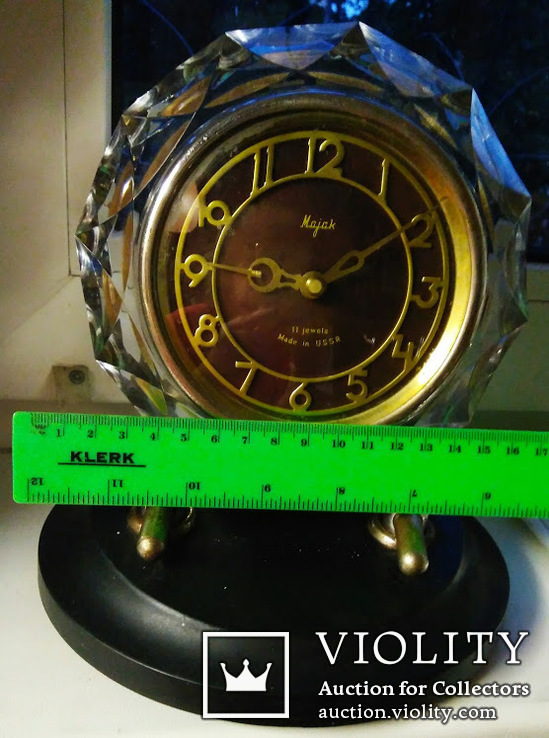 Настольные часы Маяк, в хрустальном корпусе - Violity