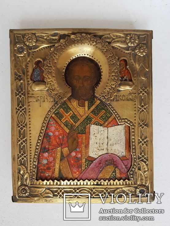 Икона Святого Николая Чудотворца в кованном окладе