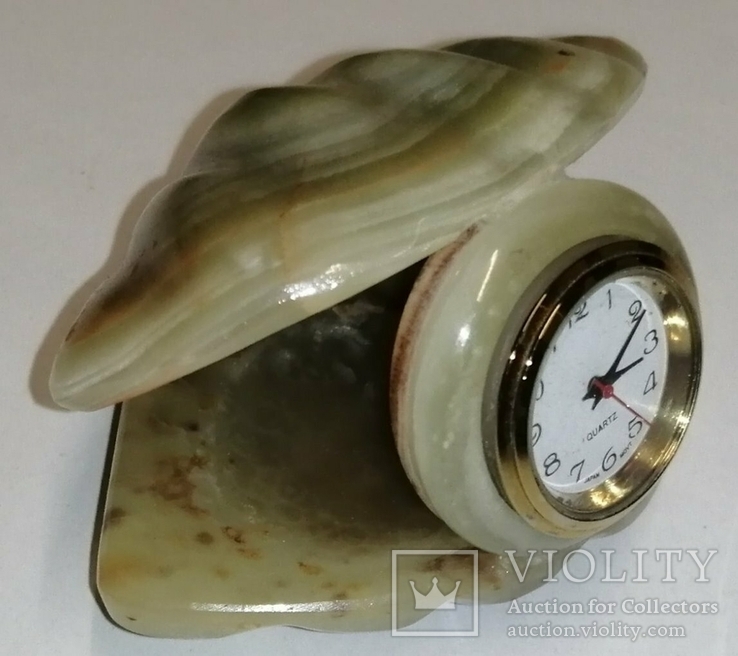 Сувенірна мушля з годинником (камінь), фото №3