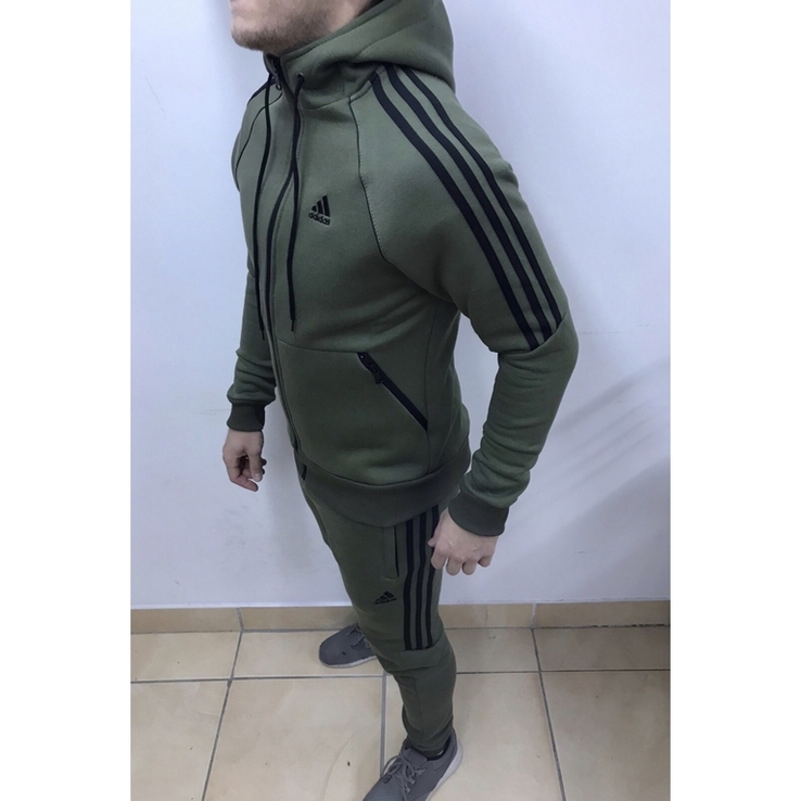 Костюм спортивный теплый в стиле Adidas 8321-07 хаки