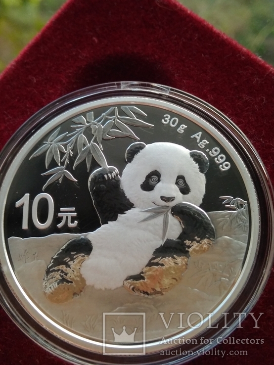 Панда Китай 10 юаней 2020 г. унция серебро 999 пробы , 30 гр.