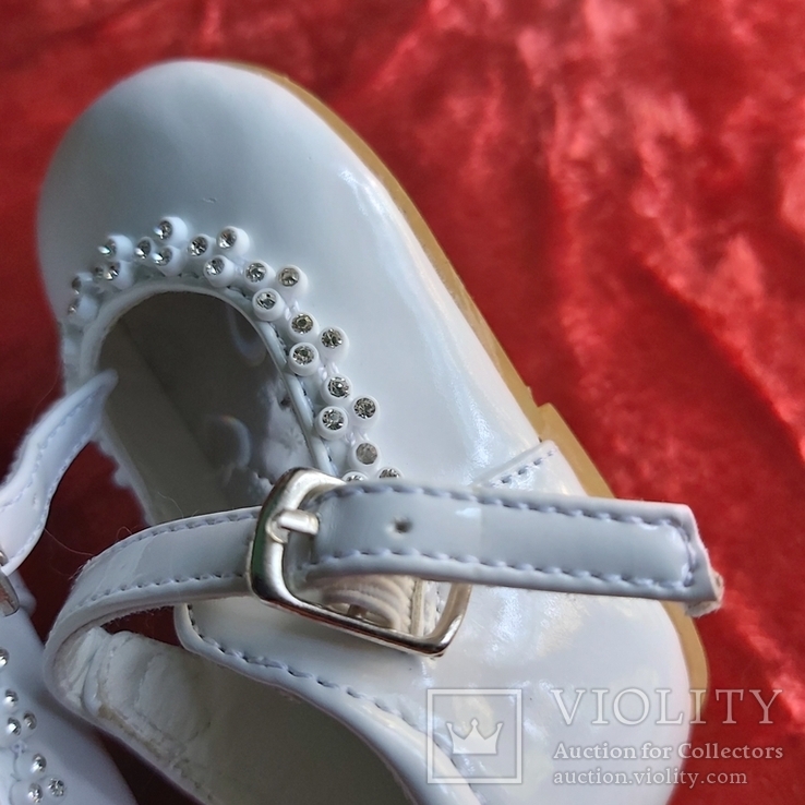 Patent leather shoes, photo number 10