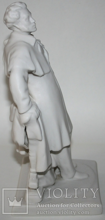Фарфоровая статуэтка А.С.Пушкин (ЛФЗ.,без клейм.,бисквит), фото №8