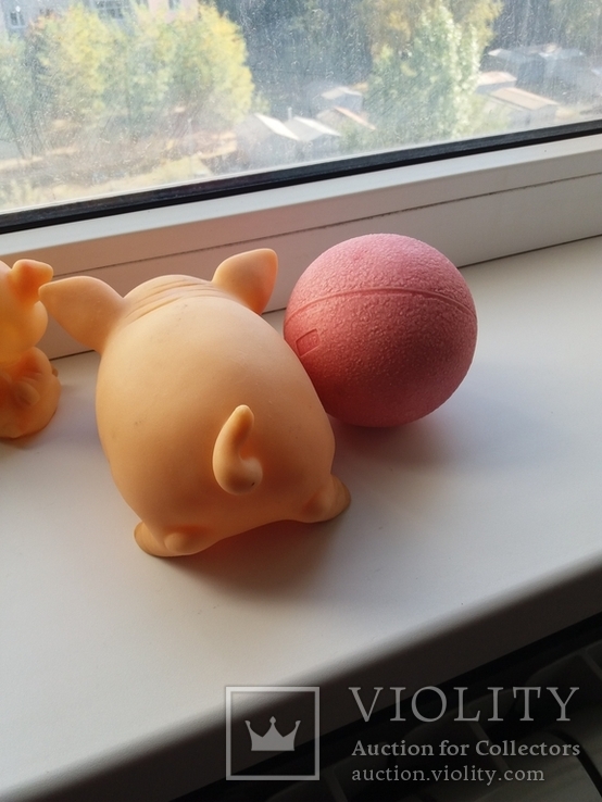 Резиновые игрушки СССР, свинка , поросенок , мишка , мячи, фото №3
