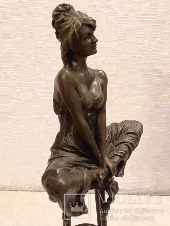 Бронзовая статуэтка " Девушка на стуле "- бронза, латунь., фото №8