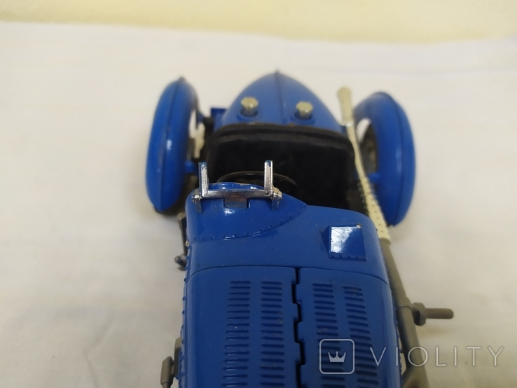 Модель автомобиля Bugatti Type 59. Bburago. 1/18, фото №6