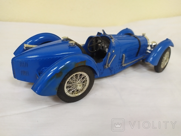 Модель автомобиля Bugatti Type 59. Bburago. 1/18, фото №10