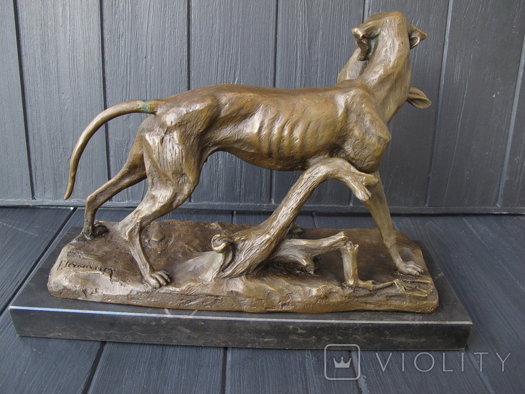Охотничья собака с зайцем . Бронзовая скульптура. Собака Охота, фото №5