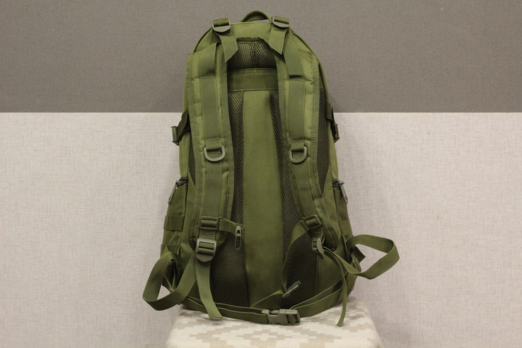 Тактический, городской рюкзак с системой M.O.L.L.E на 30 литров Олива, фото №6