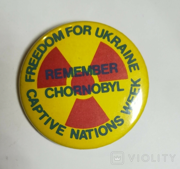 Свободу Україні, діаспора. Пам'ятайте Чорнобиль.