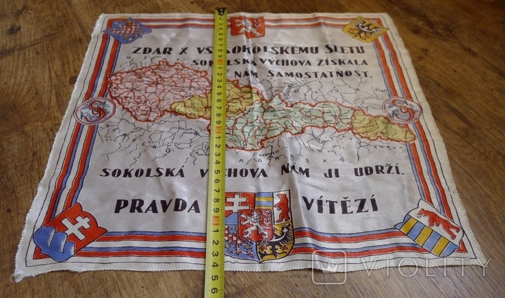 Карта Чехословакии 1918 - 1938 с гербами на шёлке., фото №3