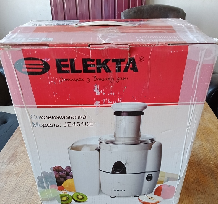 Соковыжималка ELEKTA