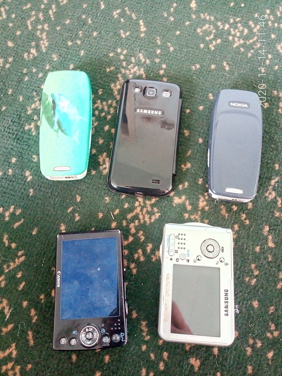 Разное .телефон nokia 3310,samsung(копия) а также,фотоаппарат samsung и canon, фото №3