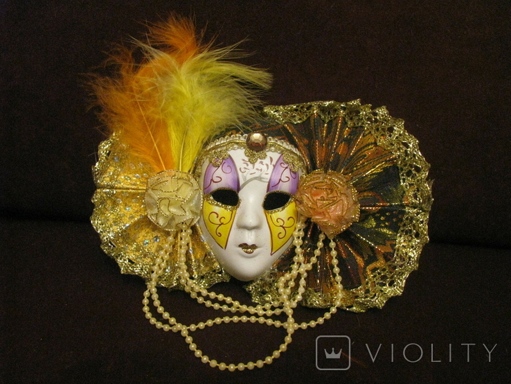 Настенная Венецианская маска с веерами -  фиолетовый декор -  высота - 15 см.- фарфор., фото №3