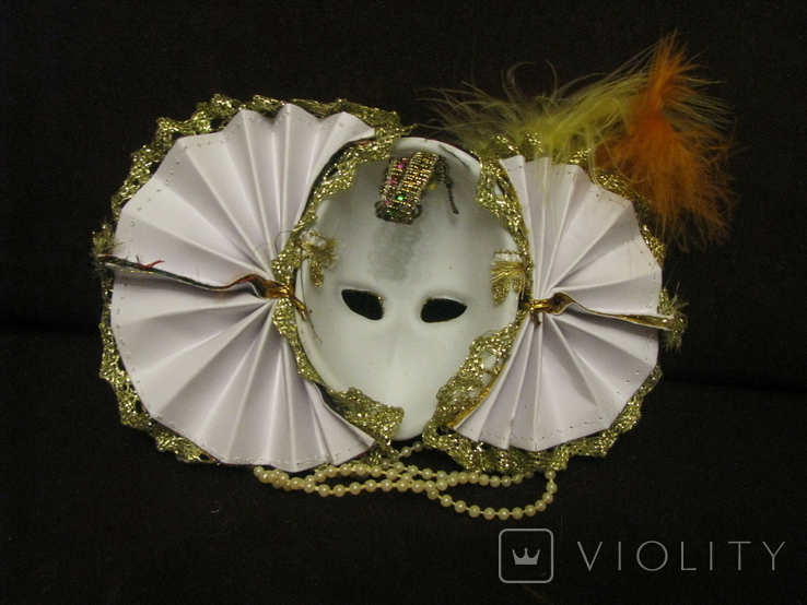 Настенная Венецианская маска с веерами -  фиолетовый декор -  высота - 15 см.- фарфор., фото №4