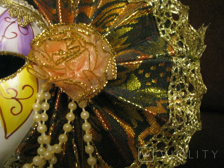 Настенная Венецианская маска с веерами -  фиолетовый декор -  высота - 15 см.- фарфор., фото №7