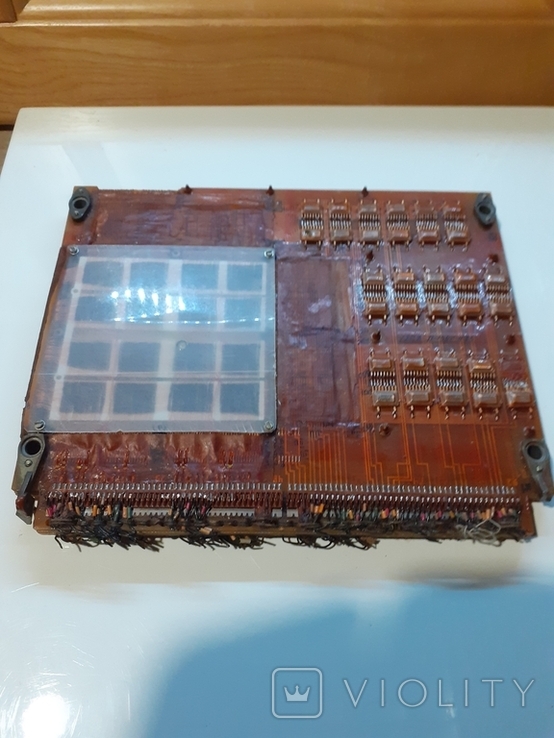 Модуль магнитного ОЗУ - процессор из СССР