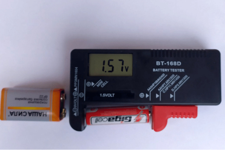 Тестер электронный для батареек и крон, аккумуляторов, фото №3