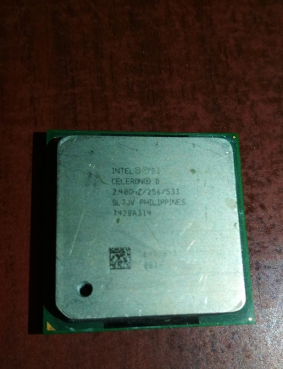 Процессор Intel Celeron 2.40GHz