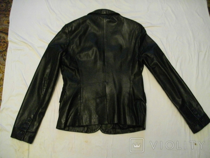 Импортная женская куртка 46 размера из очень мягкой кожи (укороченная), фото №4