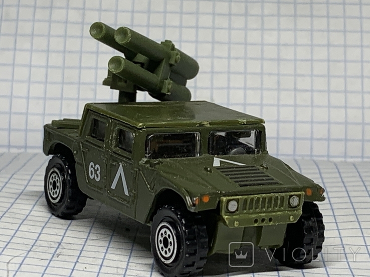 Модель военного авто Hummer 1/64(3)