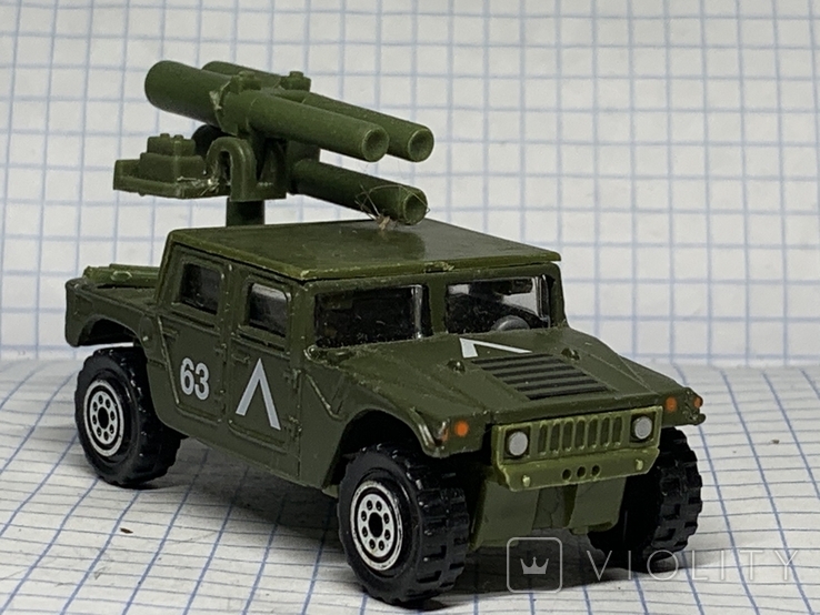 Модель военного авто Hummer 1/64(6)