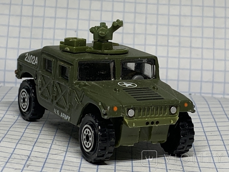 Модель военного авто Hummer 1/64(17)