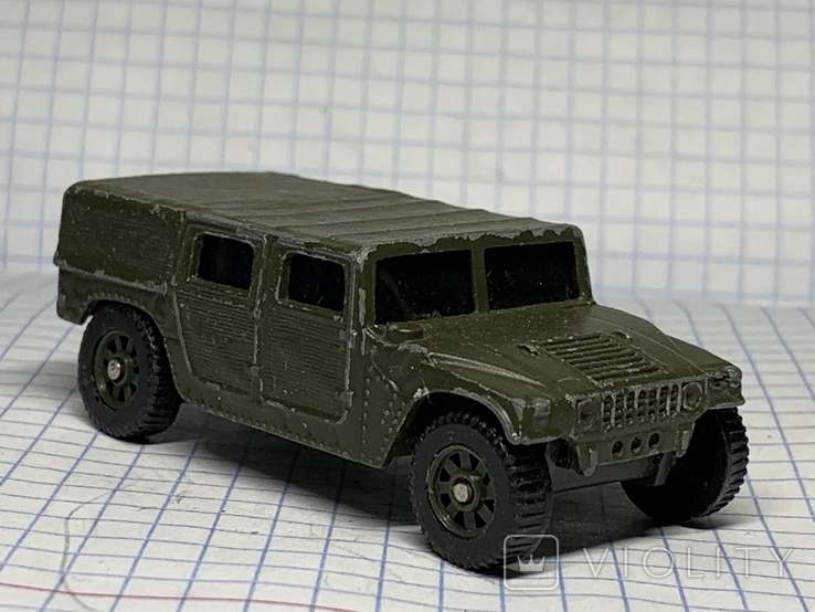 MAISTO Модель военного авто Hummer 1/64(Метал)