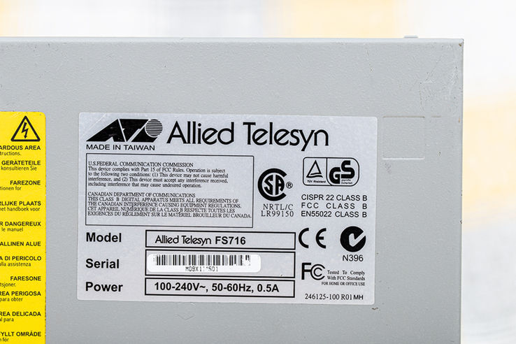 Allied Telesyn FS716 коммутатор сетевой свитч, фото №5