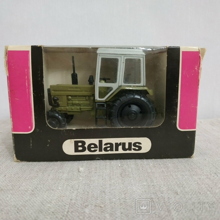Трактор Беларус модель 1:43 металл СССР + коробка