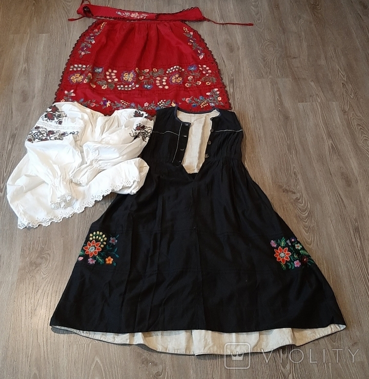 Комплект украинского женского костюма,3 предмета