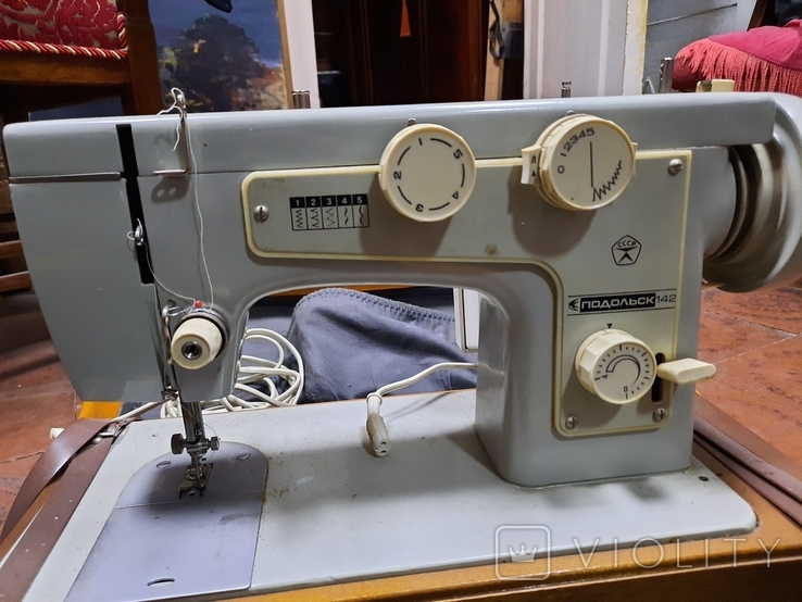 Sewing machine Podolsk 142