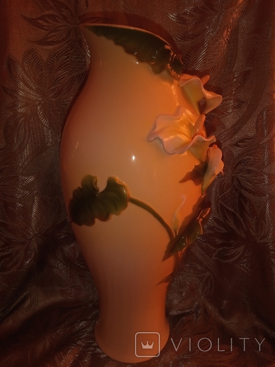 Ваза с лилиями, костяной фарфор, фото №4