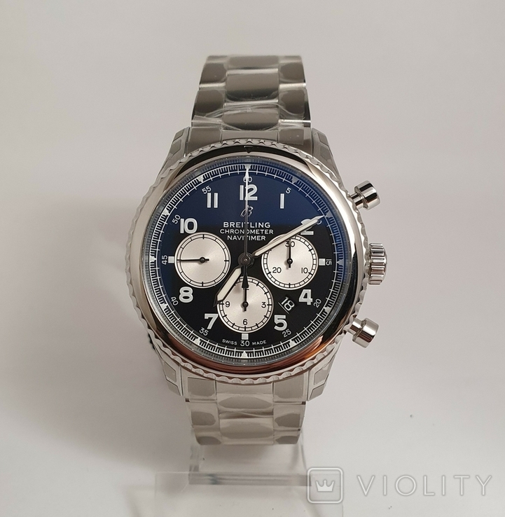 Новые Breitling Navitimer 8 B01 Chronograph 43 AB0117131B1A1, фото №2