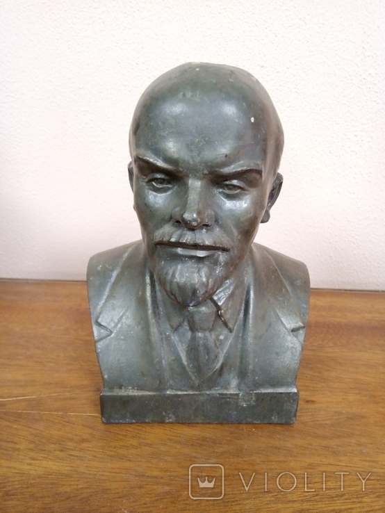 Бюст (Ленин)