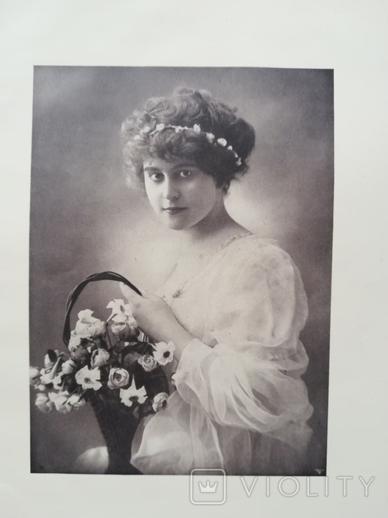 Альбом с портретами девочек и девушек 1900е, фото №9