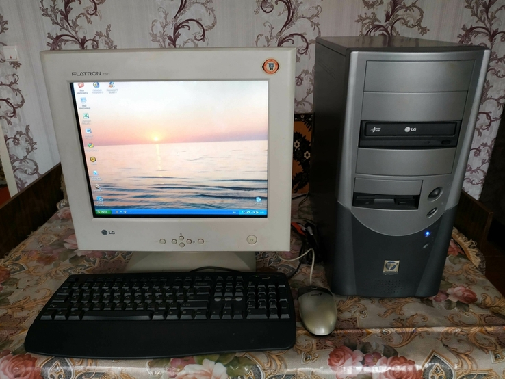 Pentium(R) 4 Processor 2.40GHz 1.525V max, фото №2