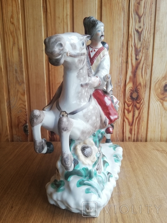 Влюбленные, козак и девушка на коне.  Киев, фото №6