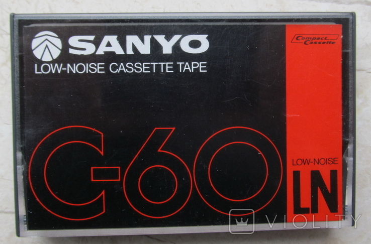 Аудиокассета Sanyo C-60.