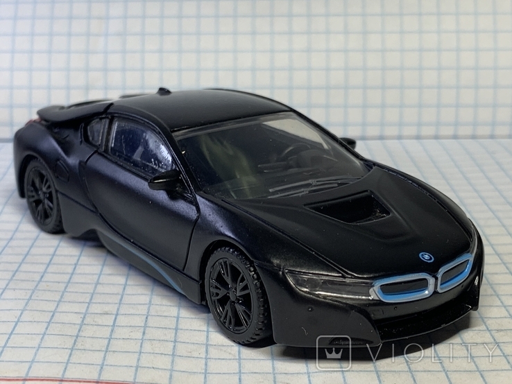 Official BMW Licensed 1/43  BMW i8