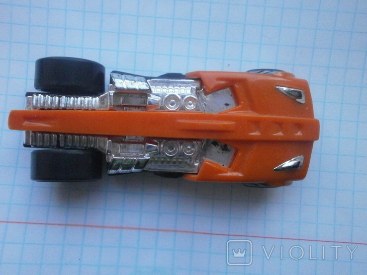 Машинка Hot Wheels. Buzz Bomb